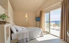 Costa Di Baunei Rooms